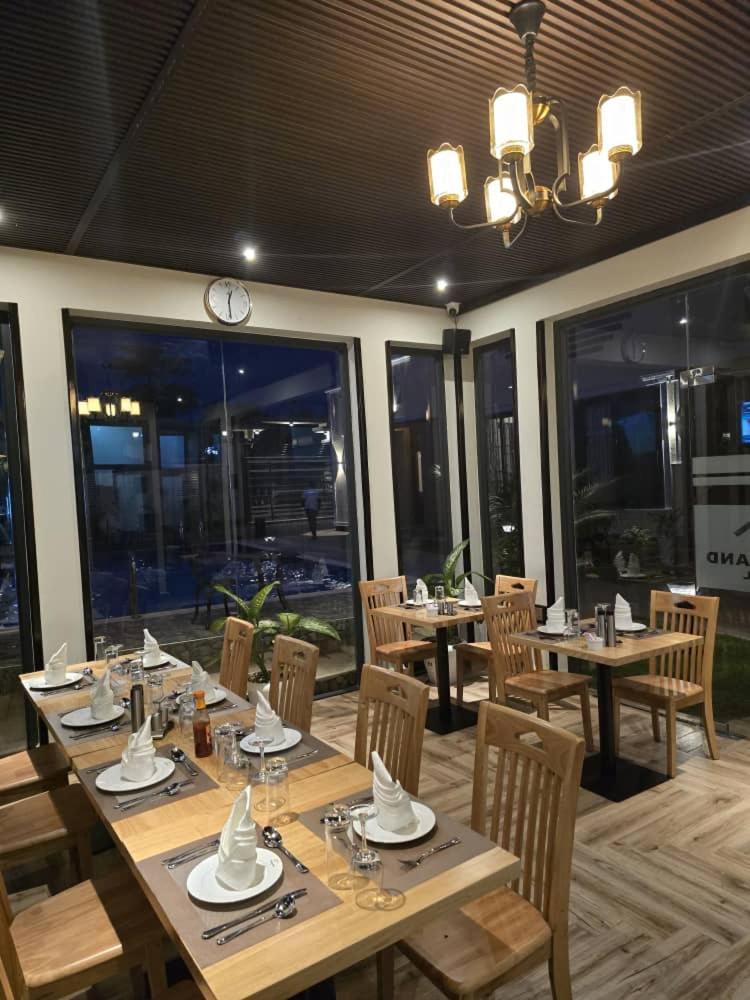 Primeland Hotel 모시 외부 사진